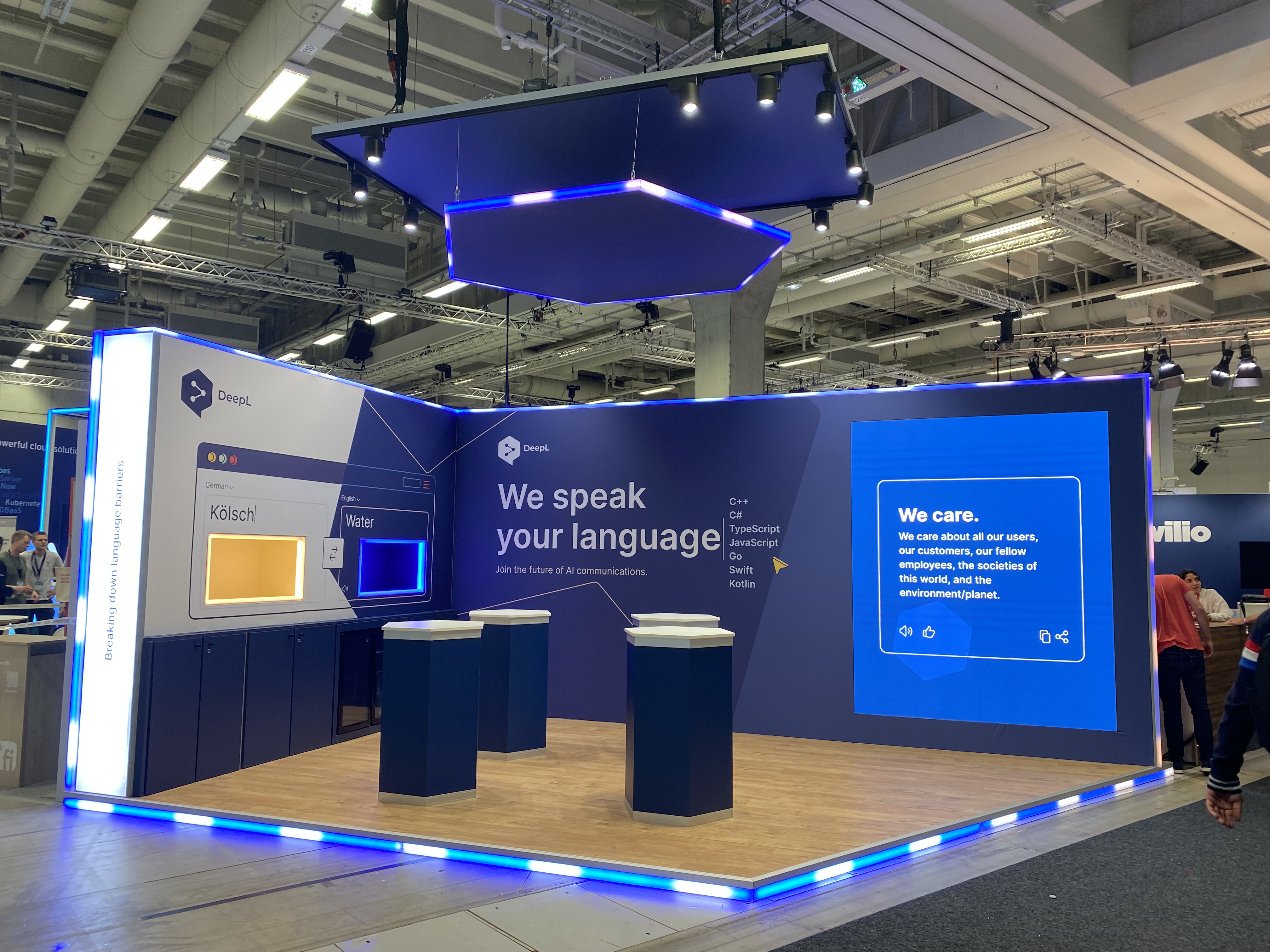 Messestand von DeepL in Köln